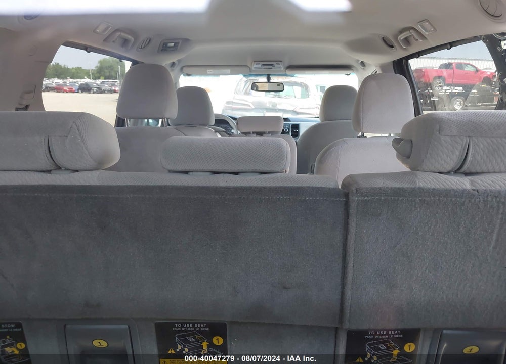 2014 TOYOTA SIENNA LE V6 8 PASSENGER VIN: 5TDKK3DC8ES446068