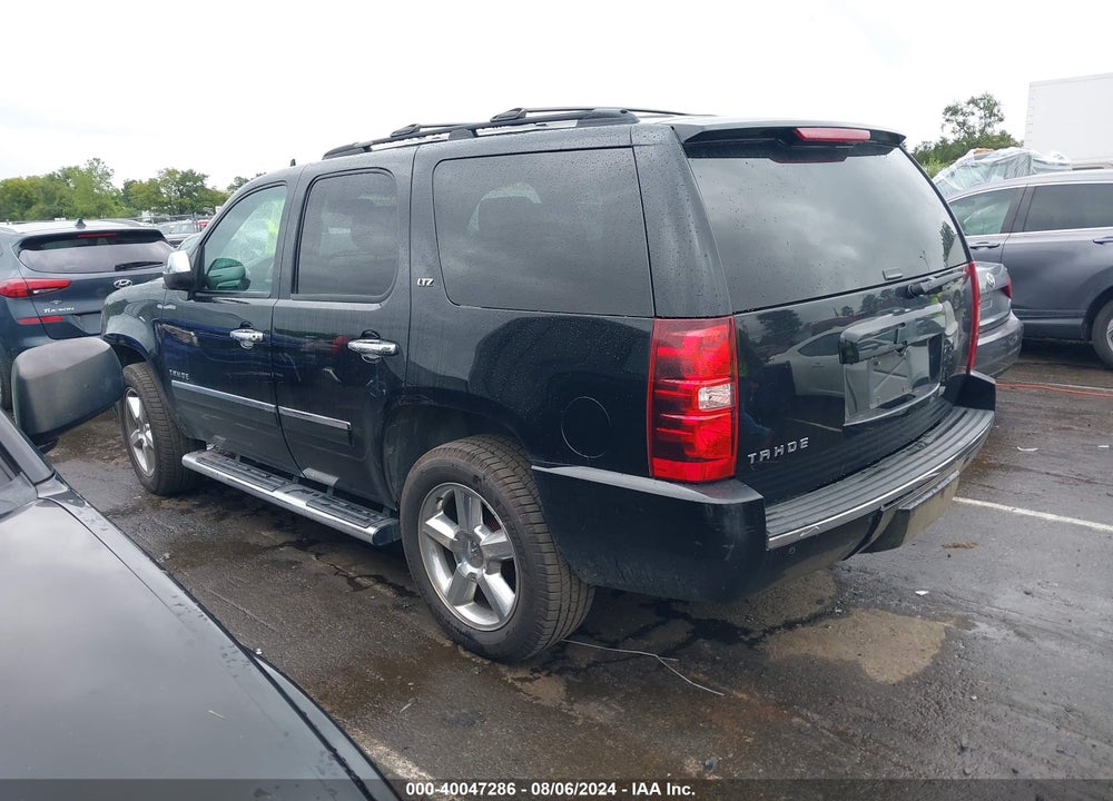 2013 CHEVROLET TAHOE LTZ VIN: 1GNSKCE04DR238097