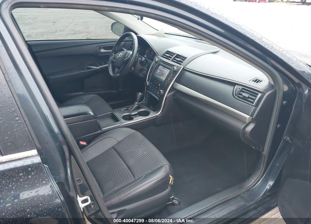 2015 TOYOTA CAMRY SE VIN: 4T1BF1FK2FU009477