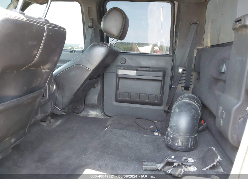 2014 FORD F-350 CHASSIS LARIAT VIN: 1FD8W3HT2EEA21097