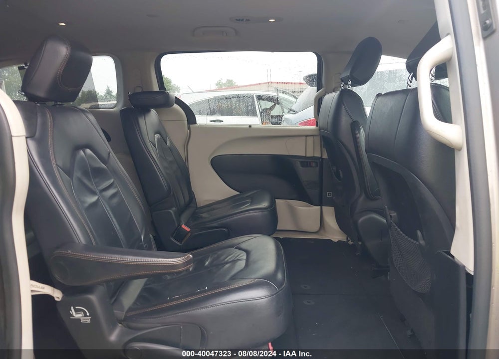 2017 CHRYSLER PACIFICA TOURING L VIN: 2C4RC1BGXHR823356