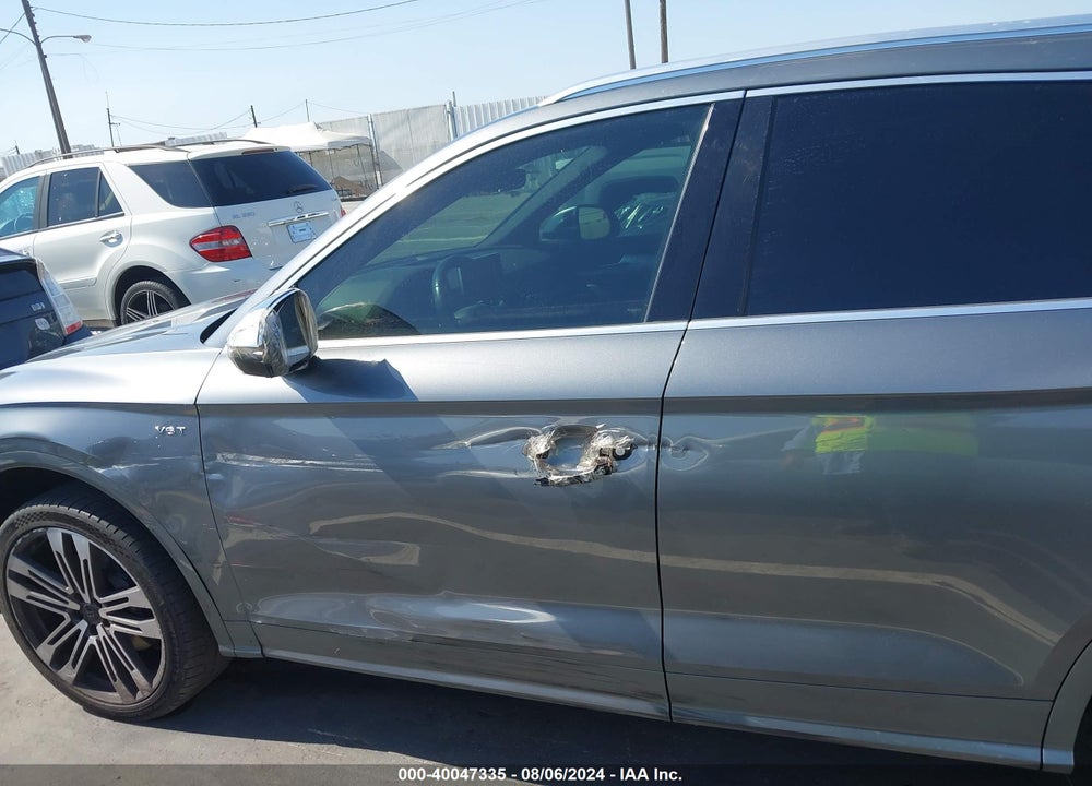 2018 AUDI SQ5 3.0T PREMIUM PLUS VIN: WA1C4BFY5J2055618
