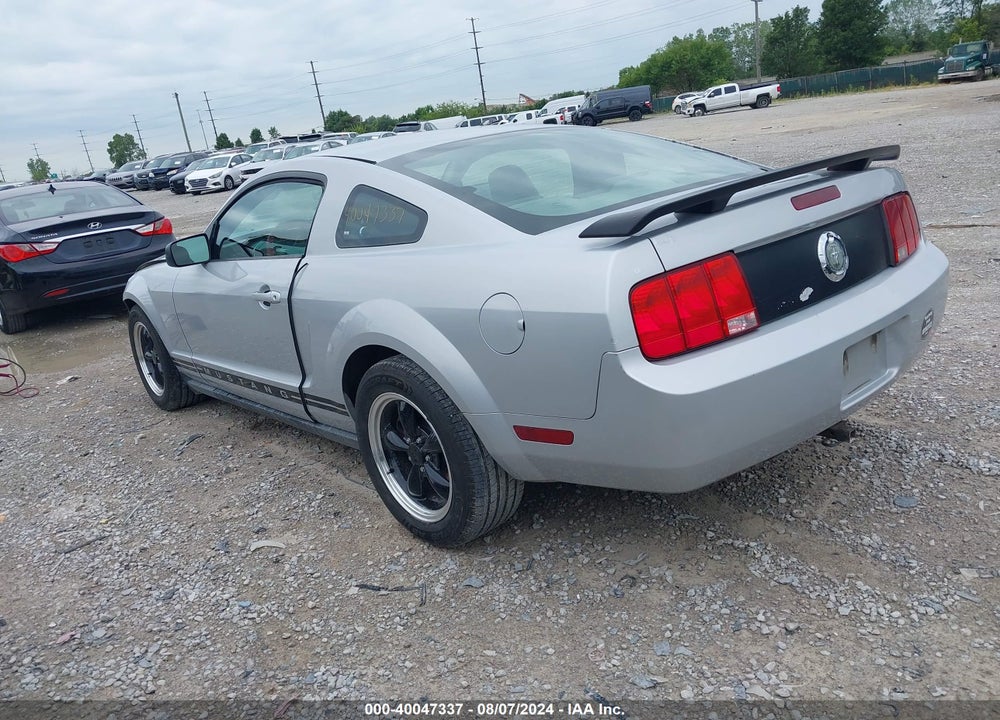 2007 FORD MUSTANG V6 DELUXE/V6 PREMIUM VIN: 1ZVFT80N575245429