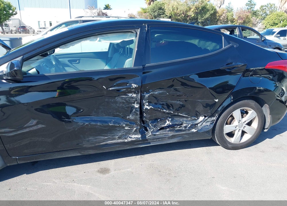 2013 HYUNDAI ELANTRA GLS VIN: KMHDH4AEXDU753704