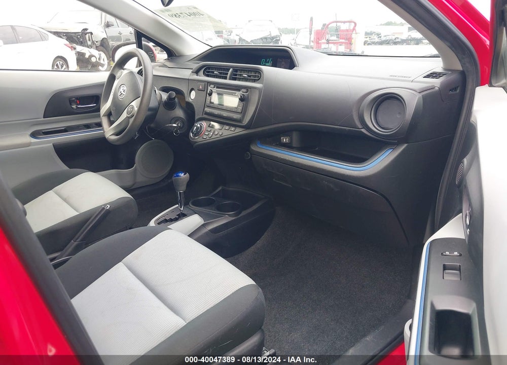 2013 TOYOTA PRIUS C TWO VIN: JTDKDTB38D1541996