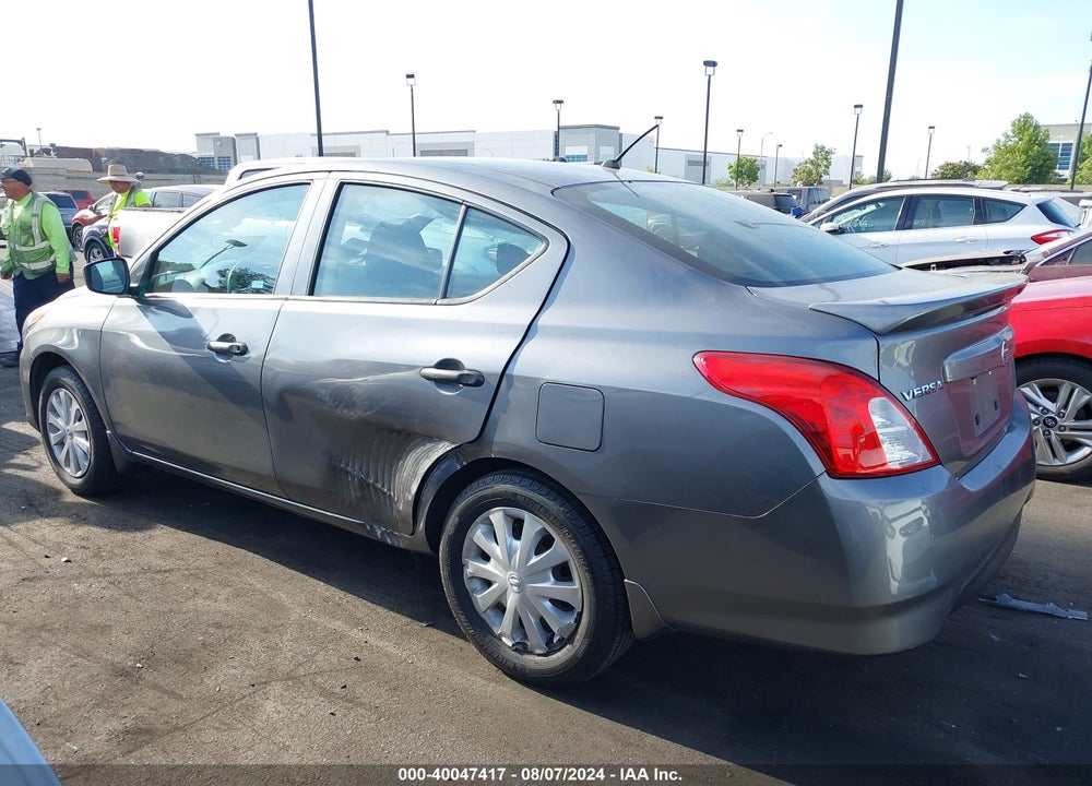 2018 NISSAN VERSA 1.6 S+ VIN: 3N1CN7AP2JL887501