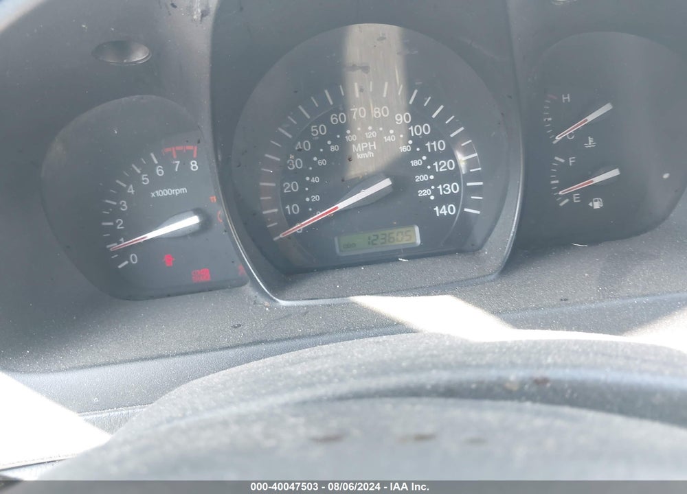 2009 KIA SPECTRA LX VIN: KNAFE221595623558