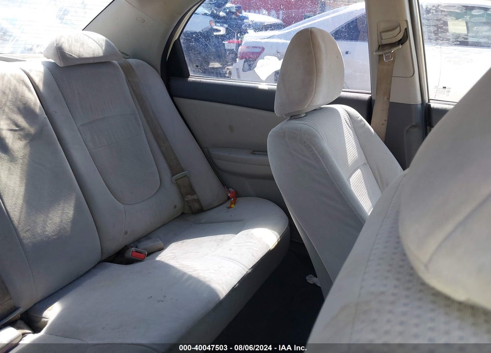 2009 KIA SPECTRA LX VIN: KNAFE221595623558