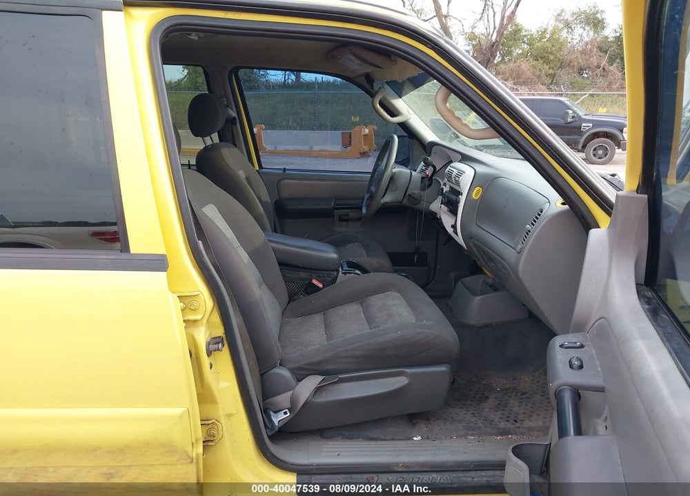 2003 FORD EXPLORER SPORT TRAC XLS/XLT VIN: 1FMZU77E43UB58226