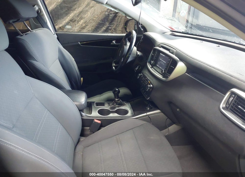 2017 KIA SORENTO 2.4L LX VIN: 5XYPGDA36HG263710
