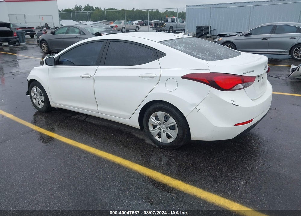 2016 HYUNDAI ELANTRA SE VIN: 5NPDH4AE3GH794355