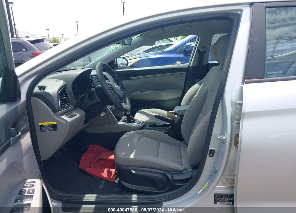 2018 HYUNDAI ELANTRA SE VIN: KMHD74LFXJU646110