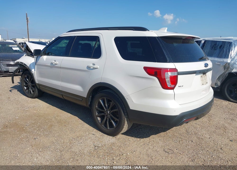 2017 FORD EXPLORER XLT VIN: 1FM5K7D89HGE22453
