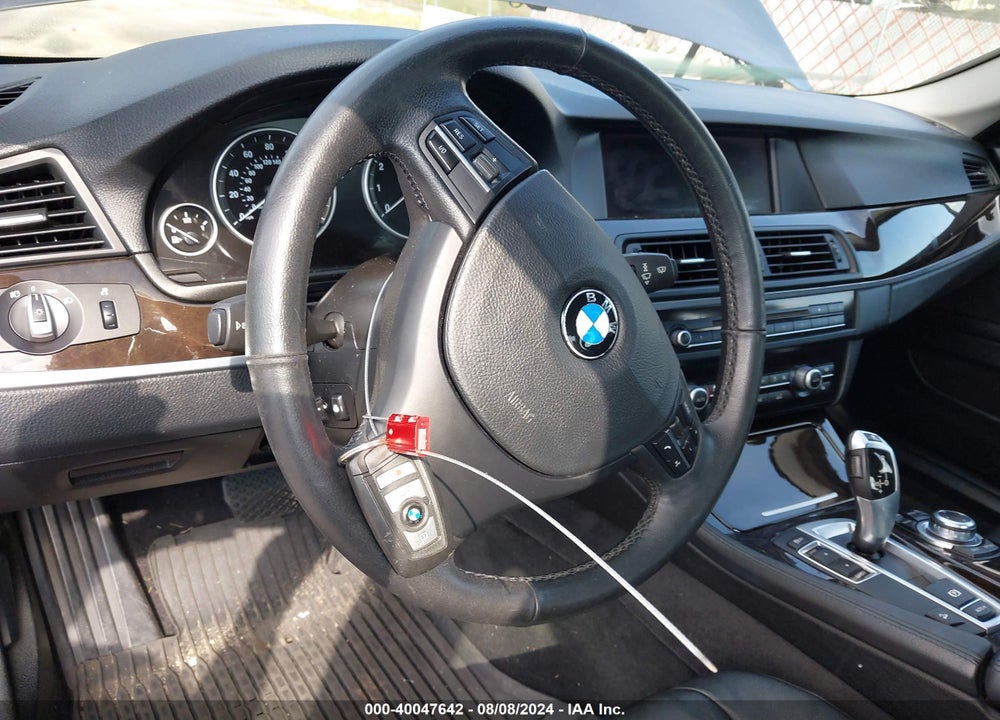 2013 BMW 528I XDRIVE VIN: WBAXH5C51DDW16863