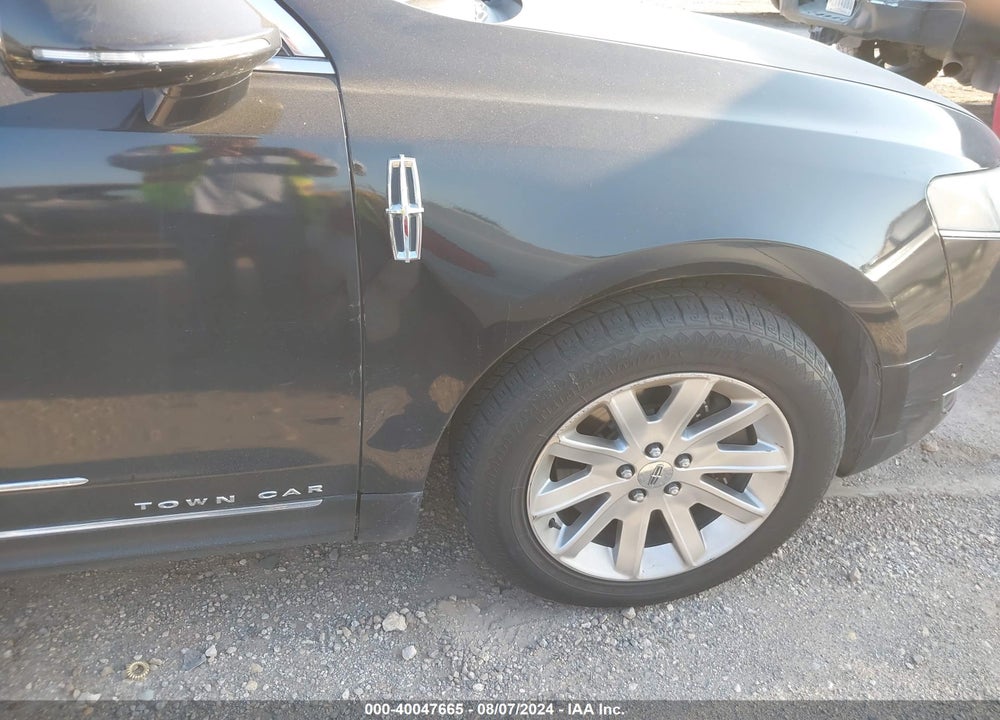 2013 LINCOLN MKT LIVERY VIN: 2LMHJ5NK3DBL55109