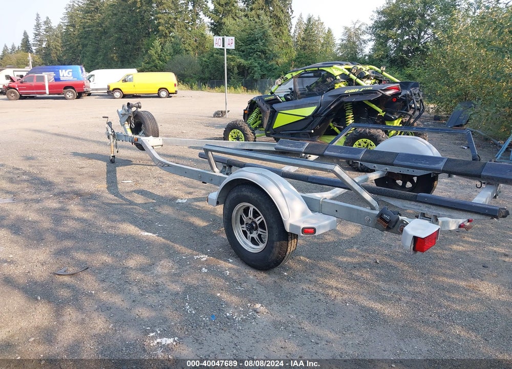 2002 EZ LOADER TRAILER VIN: 1ZEAAAMC43A010313
