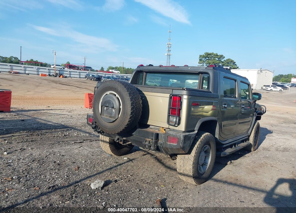 2005 HUMMER H2 SUT VIN: 5GRGN22U75H109185