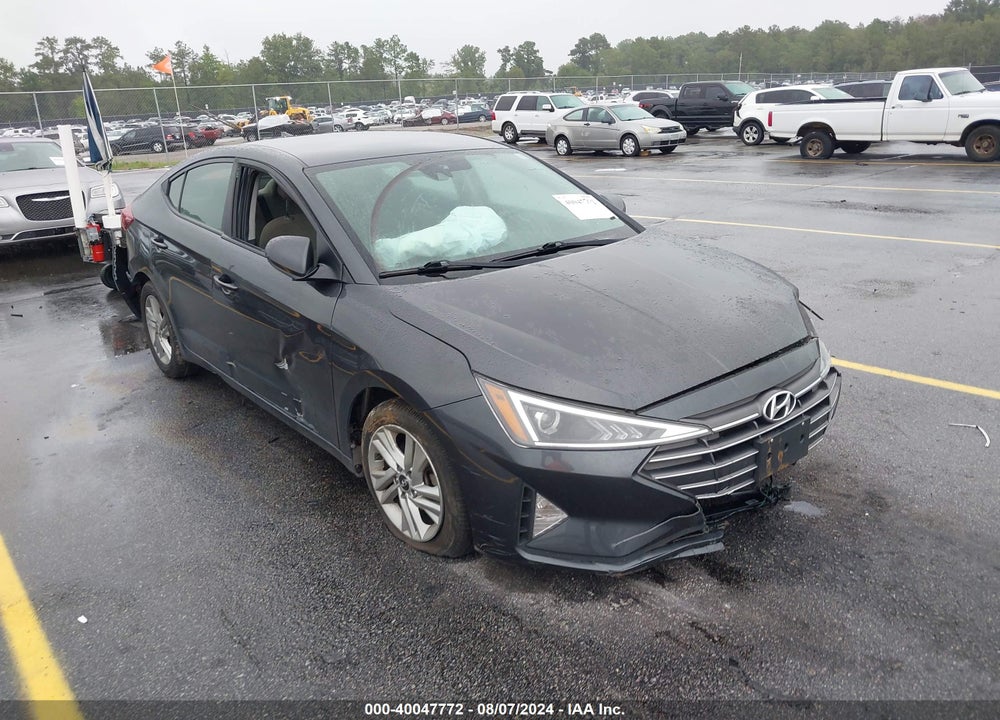 2020 HYUNDAI ELANTRA SEL VIN: 5NPD84LFXLH613560