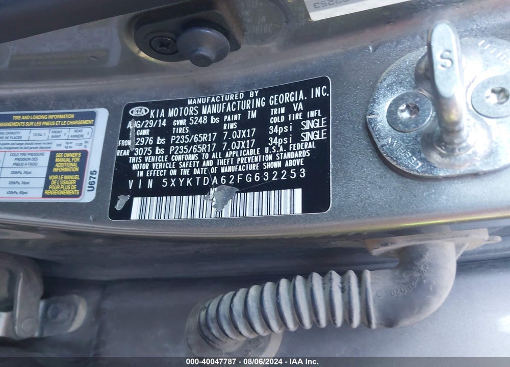 2015 KIA SORENTO LX VIN: 5XYKTDA62FG632253