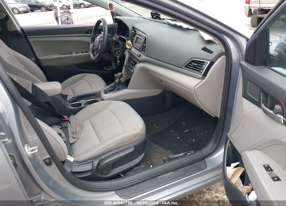 2017 HYUNDAI ELANTRA SE VIN: 5NPD74LF5HH177274