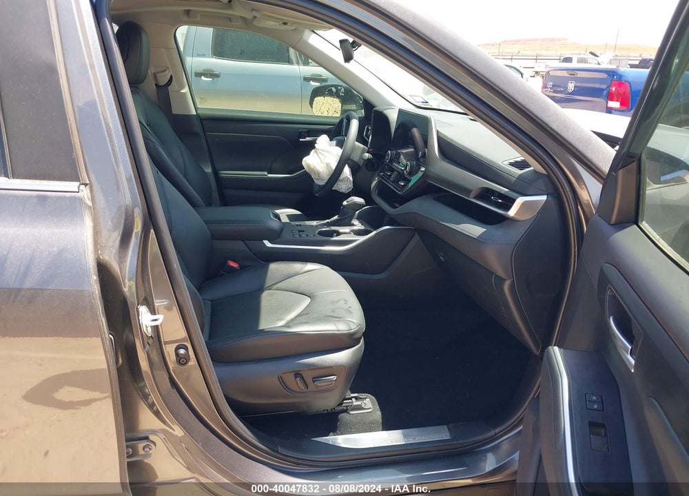 2024 TOYOTA HIGHLANDER HYBRID XLE VIN: 5TDKARAH5RS024822