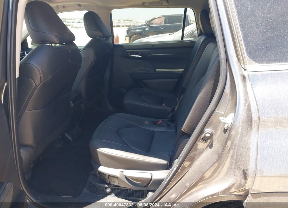 2024 TOYOTA HIGHLANDER HYBRID XLE VIN: 5TDKARAH5RS024822