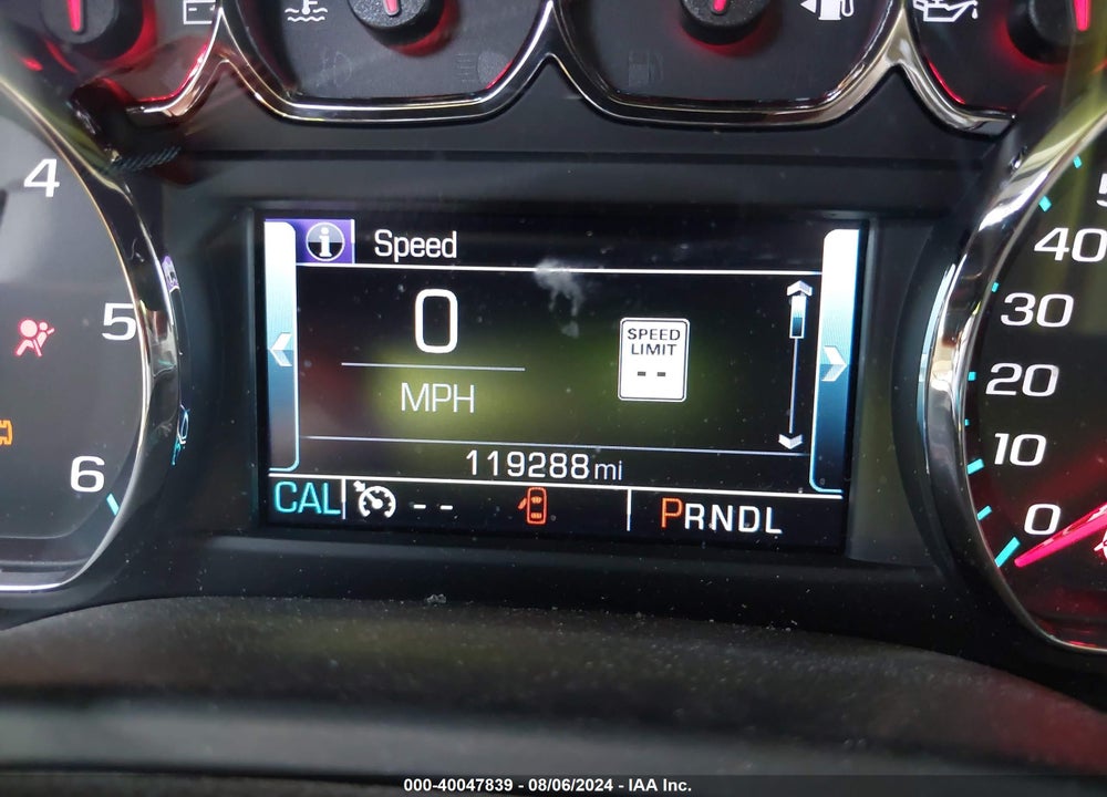 2017 GMC YUKON SLT VIN: 1GKS1BKC6HR241047