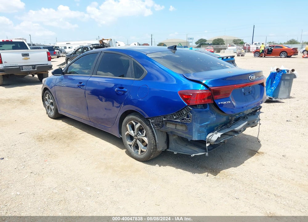 2021 KIA FORTE LXS VIN: 3KPF24AD5ME344045