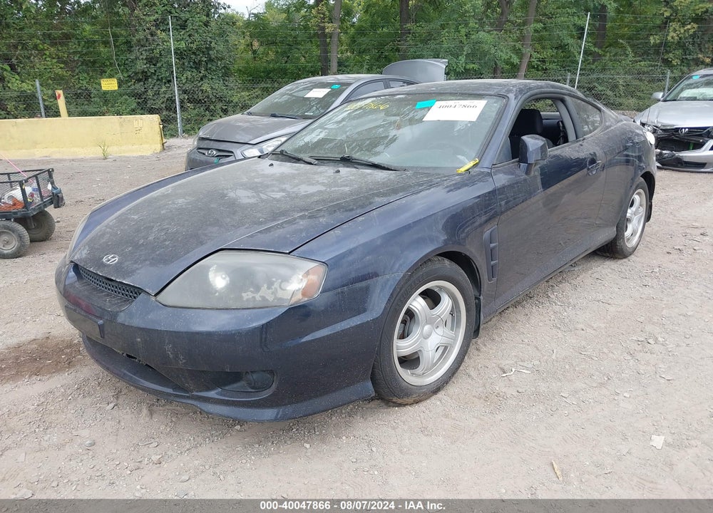 2005 HYUNDAI TIBURON VIN: KMHHM65D15U157845