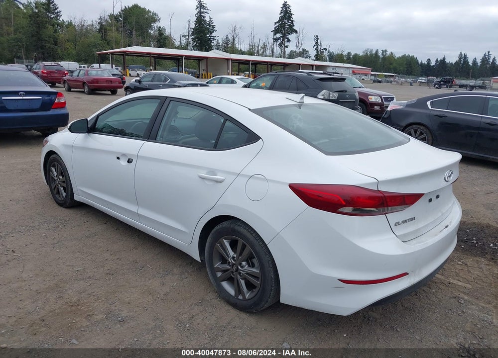 2018 HYUNDAI ELANTRA SEL VIN: 5NPD84LFXJH228254