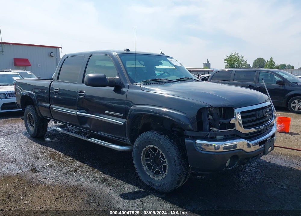 2004 GMC SIERRA 2500HD SLE VIN: 1GTHK23U84F228161