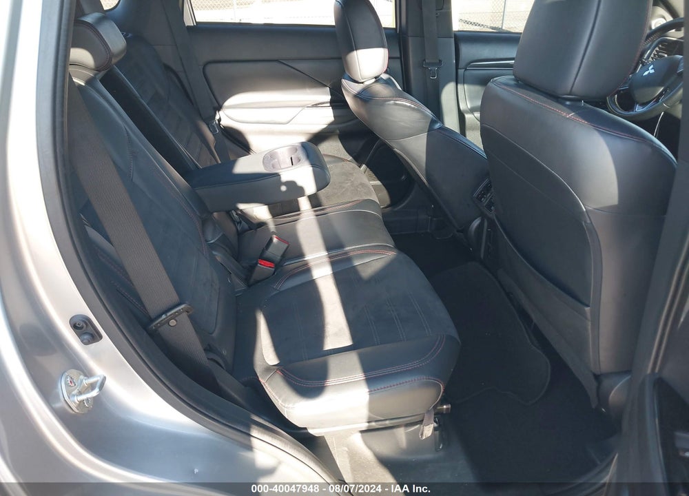 2020 MITSUBISHI OUTLANDER LE 2.4 VIN: JA4AD3A31LJ000746