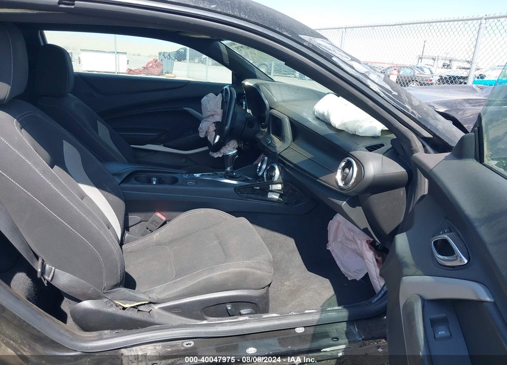 2019 CHEVROLET CAMARO 1LT VIN: 1G1FB1RS0K0105793