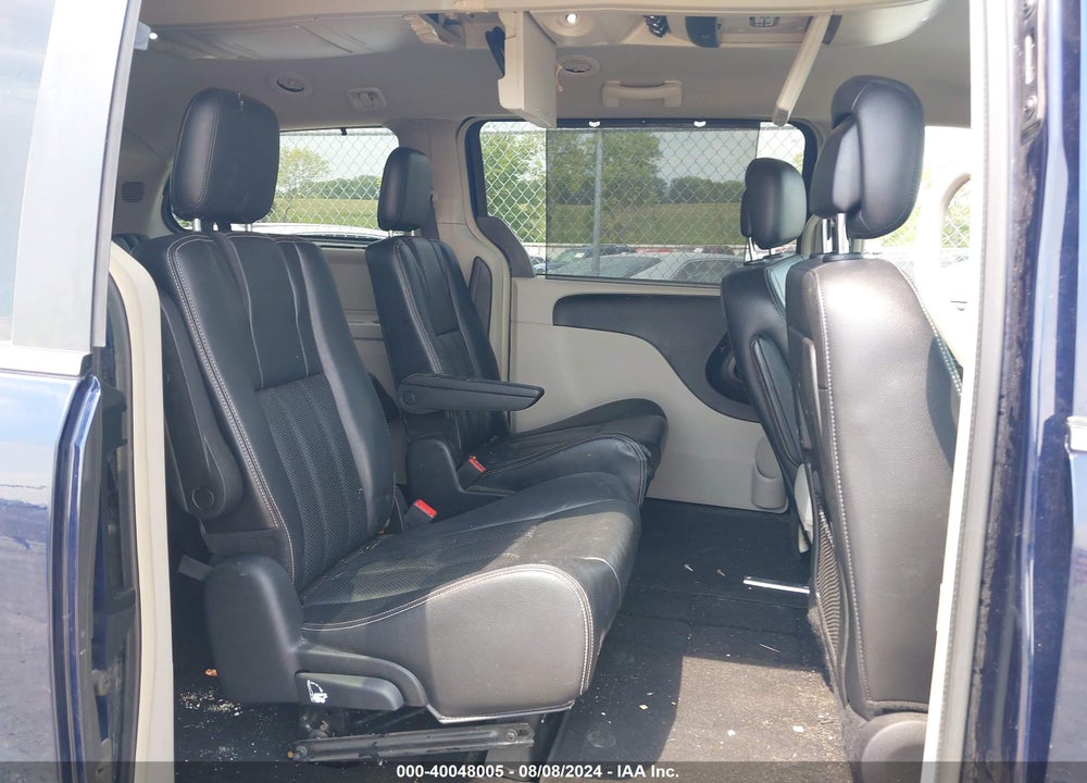 2014 CHRYSLER TOWN & COUNTRY TOURING-L VIN: 2C4RC1CG8ER426027