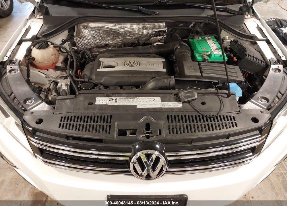 2012 VOLKSWAGEN TIGUAN SE VIN: WVGAV7AX5CW532786