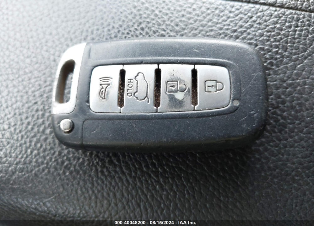 2012 KIA SORENTO EX VIN: 5XYKUCA68CG232328