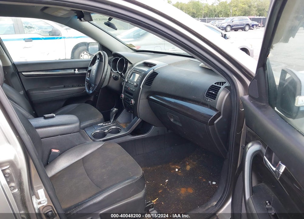 2012 KIA SORENTO EX VIN: 5XYKUCA68CG232328