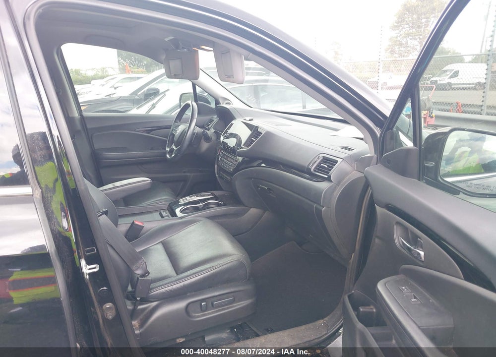 2020 HONDA PILOT AWD TOURING 8 PASSENGER VIN: 5FNYF6H97LB064792