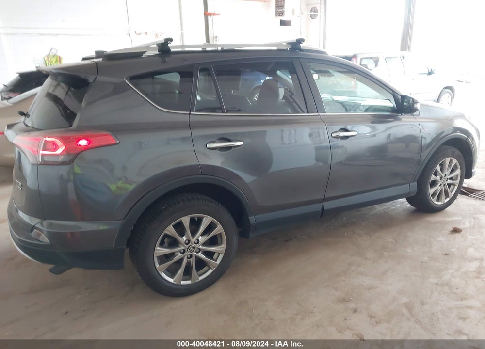 2016 TOYOTA RAV4 LIMITED VIN: JTMDFREV2GJ083637