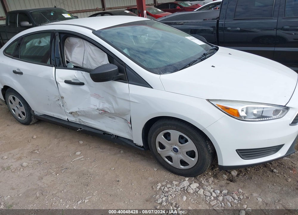 2017 FORD FOCUS S VIN: 1FADP3E24HL342480
