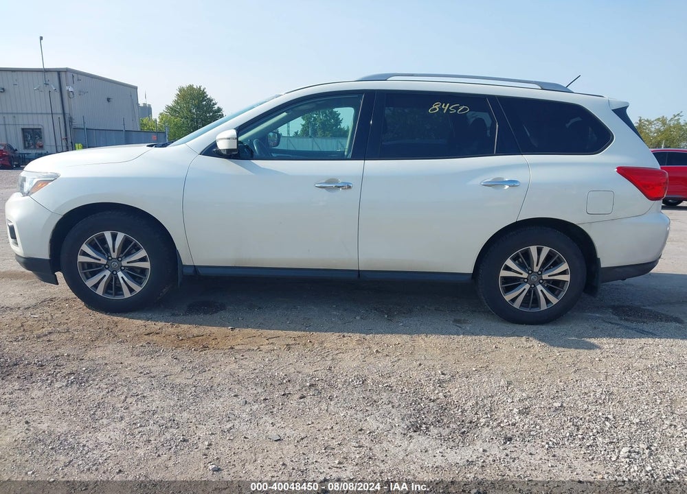 2017 NISSAN PATHFINDER SL VIN: 5N1DR2MM7HC643743