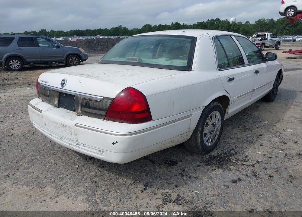 2008 MERCURY GRAND MARQUIS GS VIN: 2MEFM74V78X631417