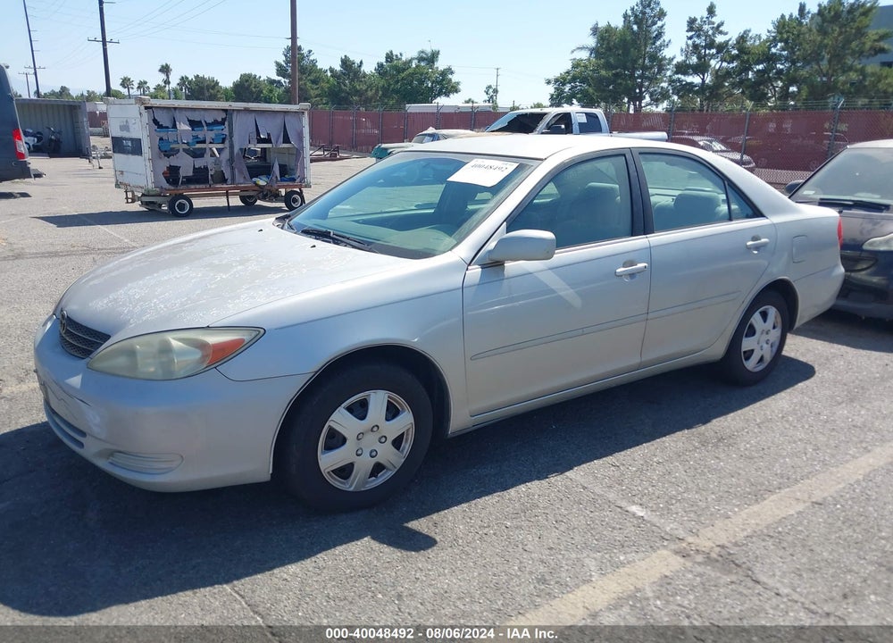 2004 TOYOTA CAMRY LE VIN: 4T1BE32K84U814370