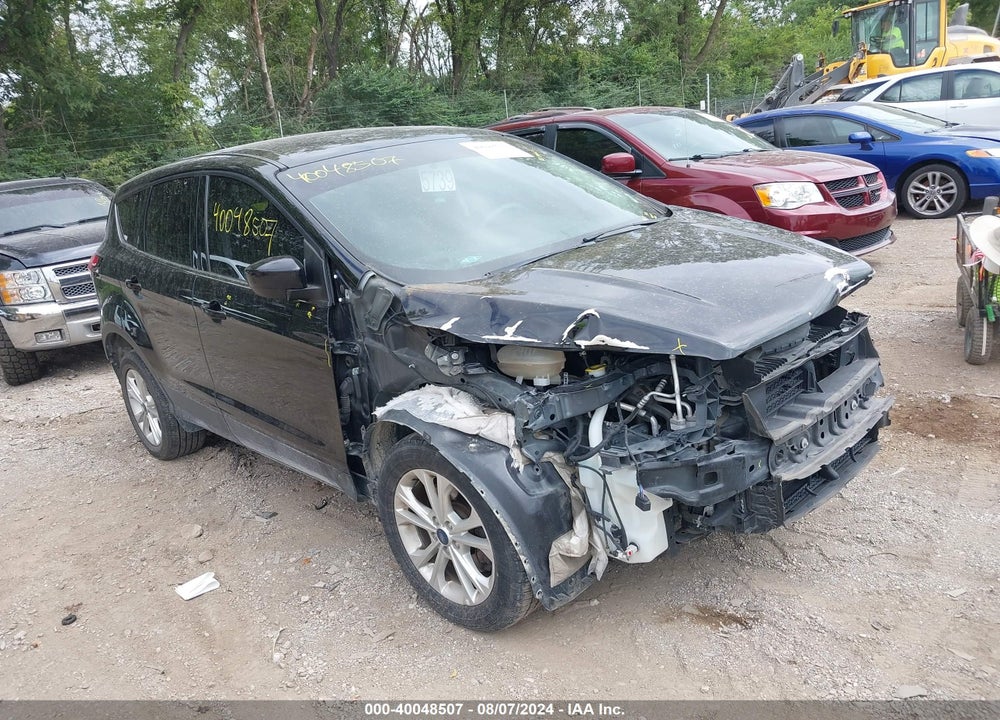 2019 FORD ESCAPE SE VIN: 1FMCU9GD0KUA52105