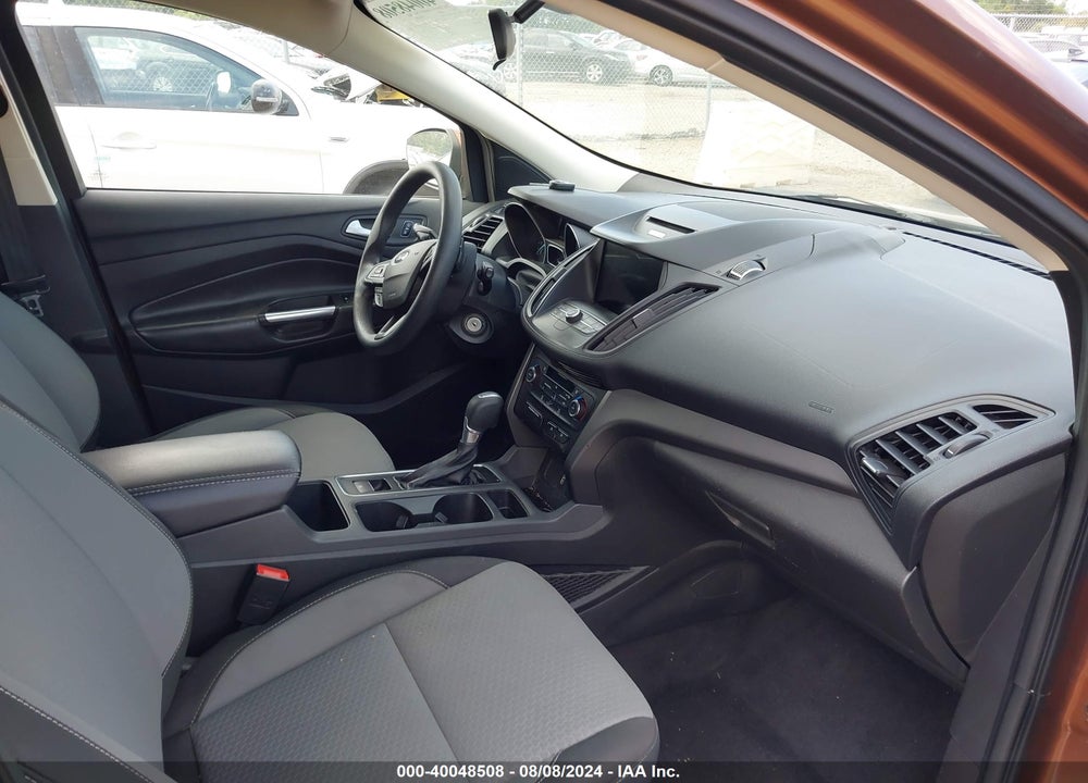 2017 FORD ESCAPE SE VIN: 1FMCU9G92HUE66605