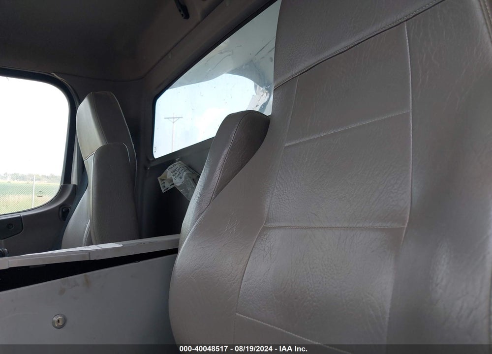2020 FREIGHTLINER 114SD VIN: 3ALHG3DV6LDLY7031