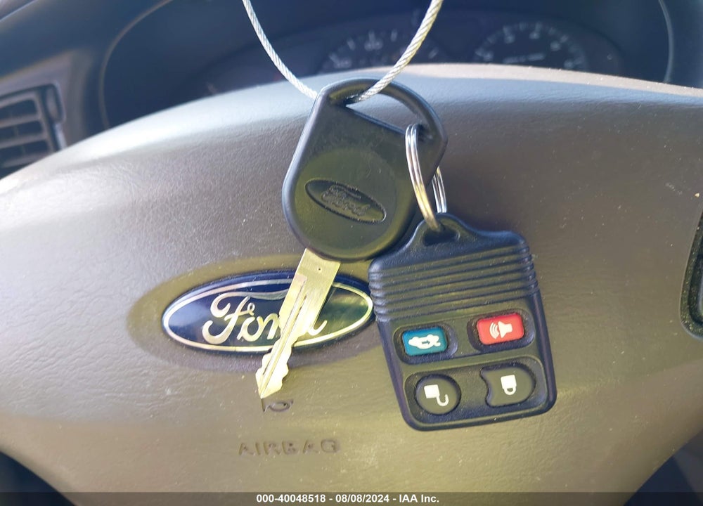 2001 FORD TAURUS VIN: 1FAFP55U91G147219