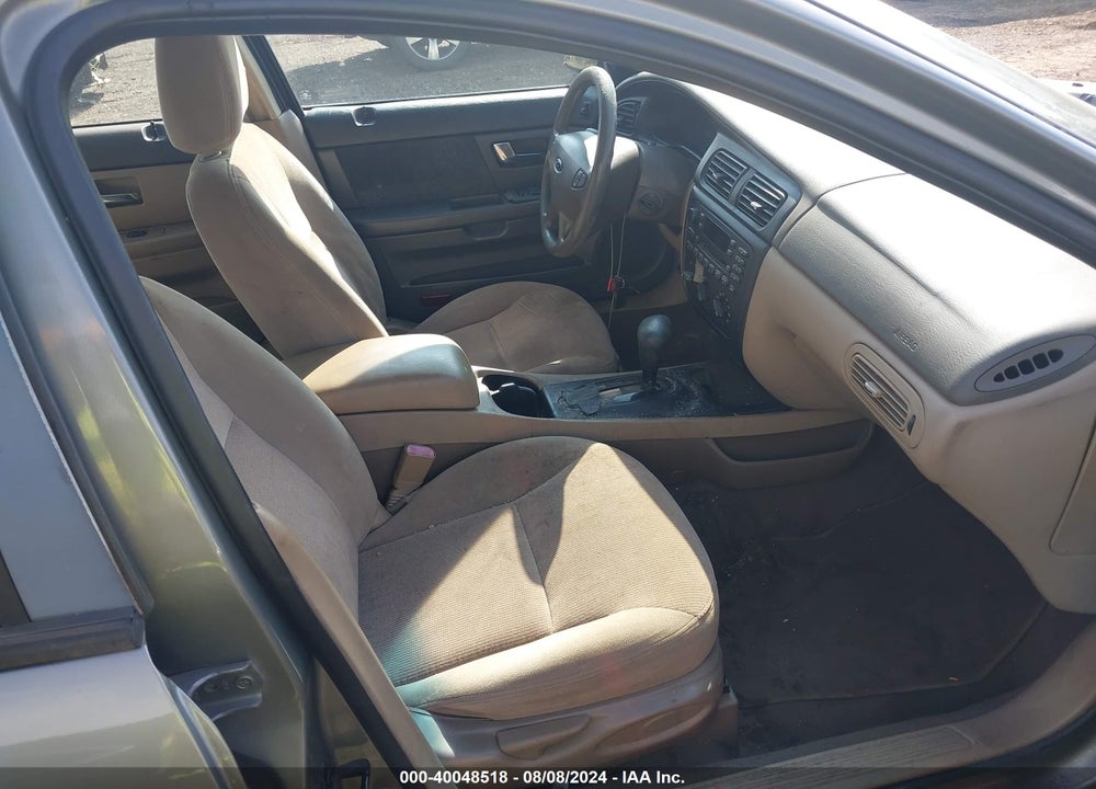 2001 FORD TAURUS VIN: 1FAFP55U91G147219