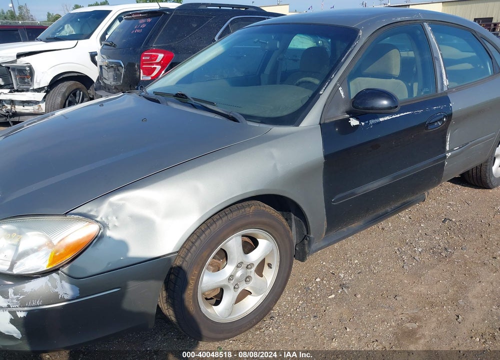 2001 FORD TAURUS VIN: 1FAFP55U91G147219