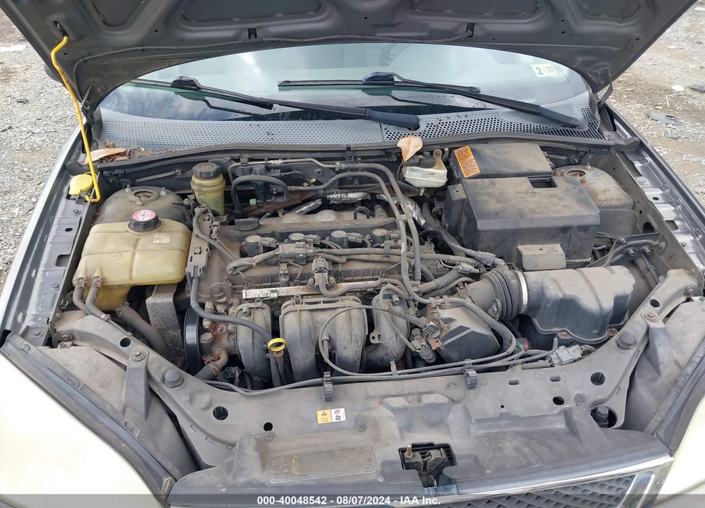 2005 FORD FOCUS ZX4 VIN: 1FAFP34NX5W129287
